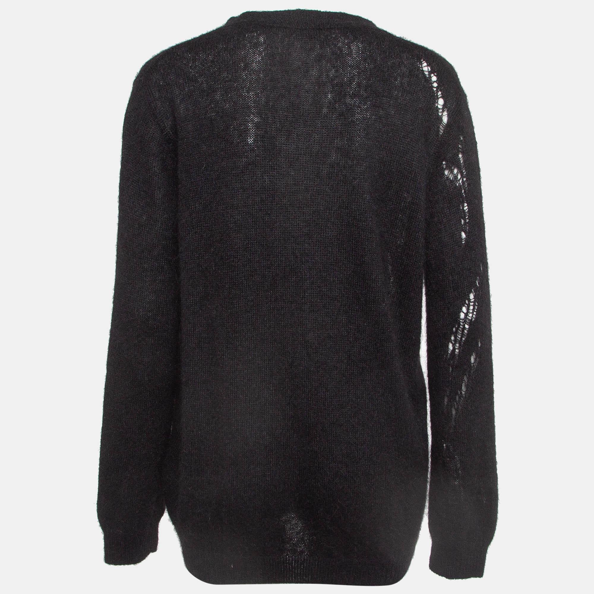 Inverni e cardigan vanno a braccetto. Realizzato con tessuti di qualità, questo grazioso cardigan è caratterizzato da una tonalità accattivante, da un'elegante lunghezza delle maniche e da una vestibilità comoda. 