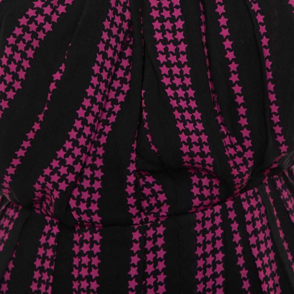 Saint Laurent Paris Black Star Printed Chiffon One Shoulder Mini Dress M In Good Condition In Dubai, Al Qouz 2