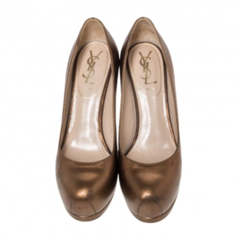 Donna Saint Laurent Paris - Pumps con piattaforma Tribtoo in pelle di bronzo - misura 35 in vendita