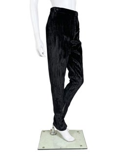 Saint Laurent Paris by Anthony Vaccarello F/W 2018 Schwarze Samt-Hose