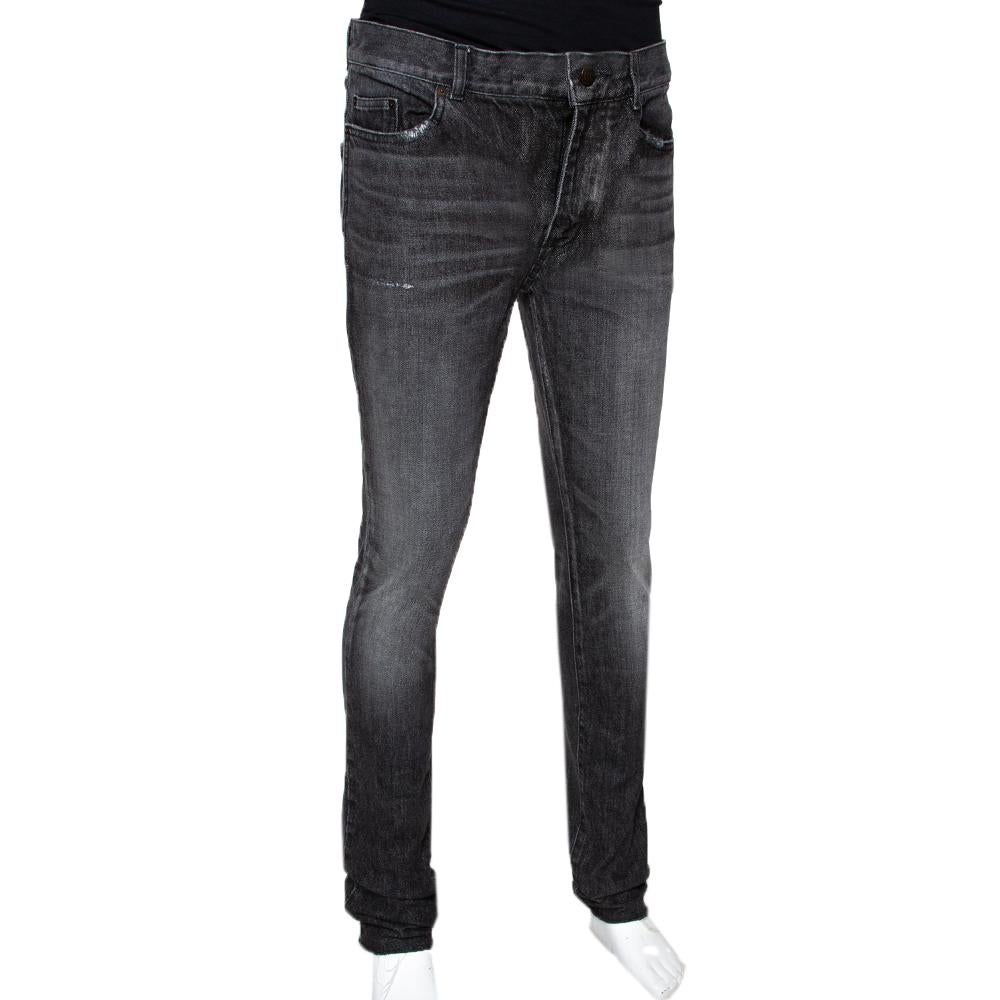 Saint Laurent Paris Holzkohle Grau Medium Wash Denim Raw Edge Jeans M (Schwarz) im Angebot