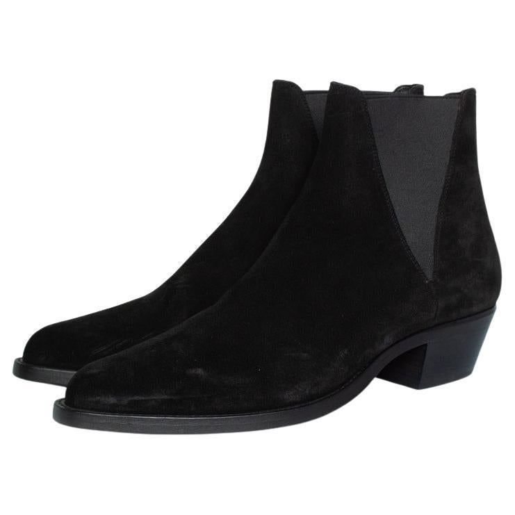 Saint Laurent, Paris Dakota Chelsea-Stiefel aus Wildleder im Angebot