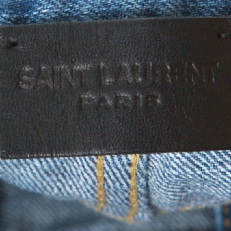 Saint Laurent Paris Distressed Denim Capri Shorts M Bon état - En vente à Dubai, Al Qouz 2