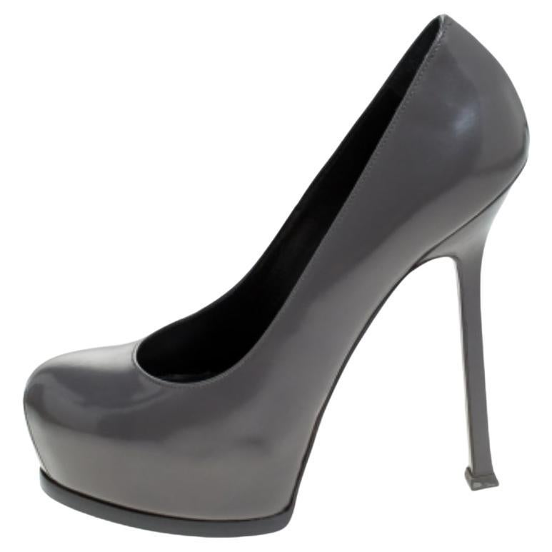Saint Laurent Paris - Escarpins à plateforme Tribtoo en cuir verni gris - Taille 37 en vente