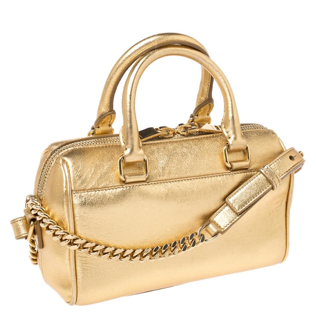 Saint Laurent Paris Metallic Gold Leather Classic Duffel Bag In Good Condition In Dubai, Al Qouz 2