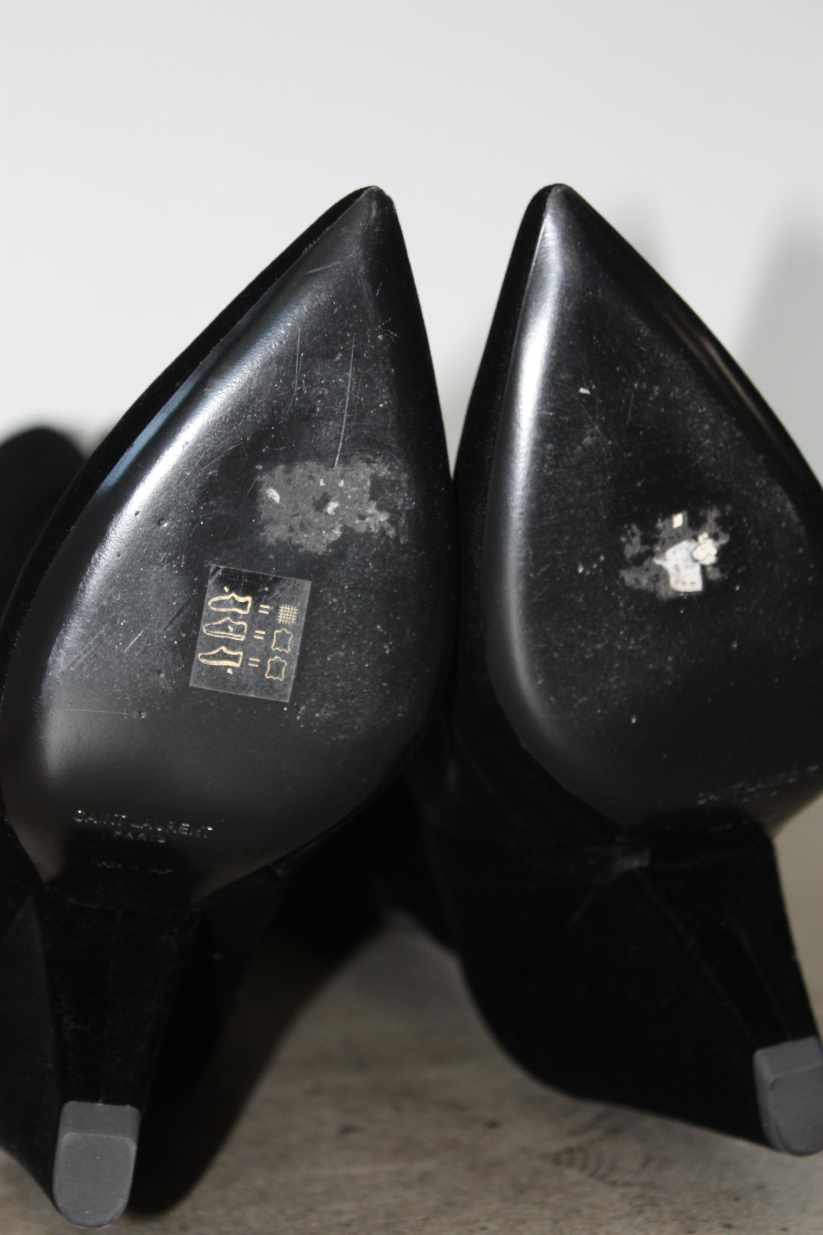 Women's Saint Laurent Paris Niki Black Velvet Boots size 39