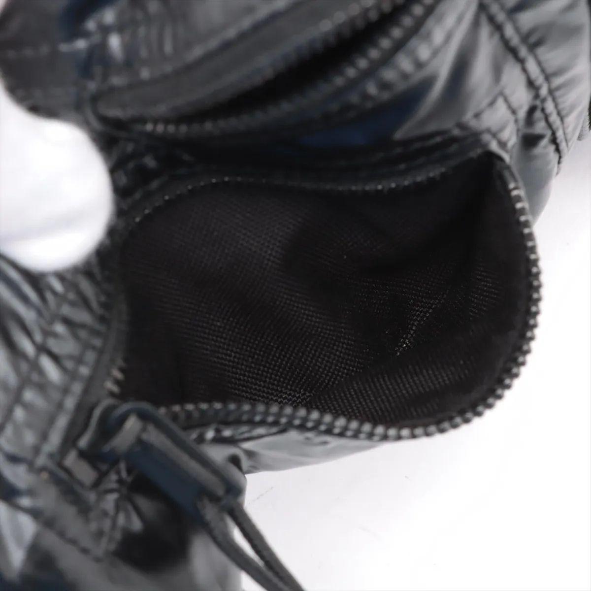 Saint Laurent Paris Nuxx Sling Bumbag Black For Sale 6