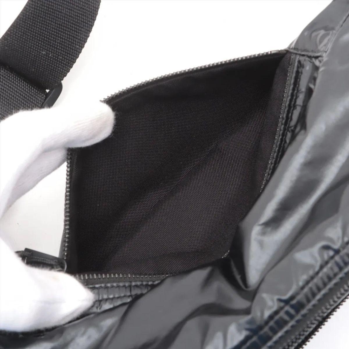 Saint Laurent Paris Nuxx Sling Bumbag Black For Sale 7