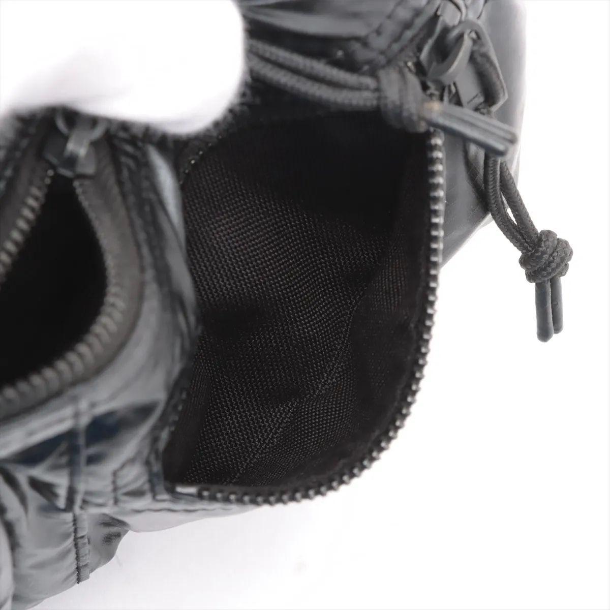 Saint Laurent Paris Nuxx Sling Bumbag Black For Sale 5
