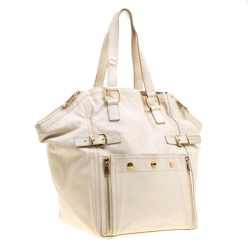 Saint Laurent Paris Off White Leather Medium Downtown Tote im Zustand „Gut“ in Dubai, Al Qouz 2