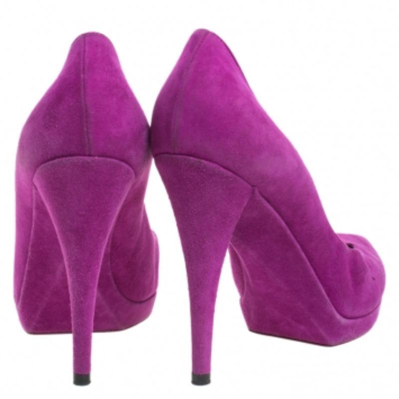 Saint Laurent Paris Purple Suede Janis Platform Pumps 37.5 Bon état - En vente à Dubai, Al Qouz 2