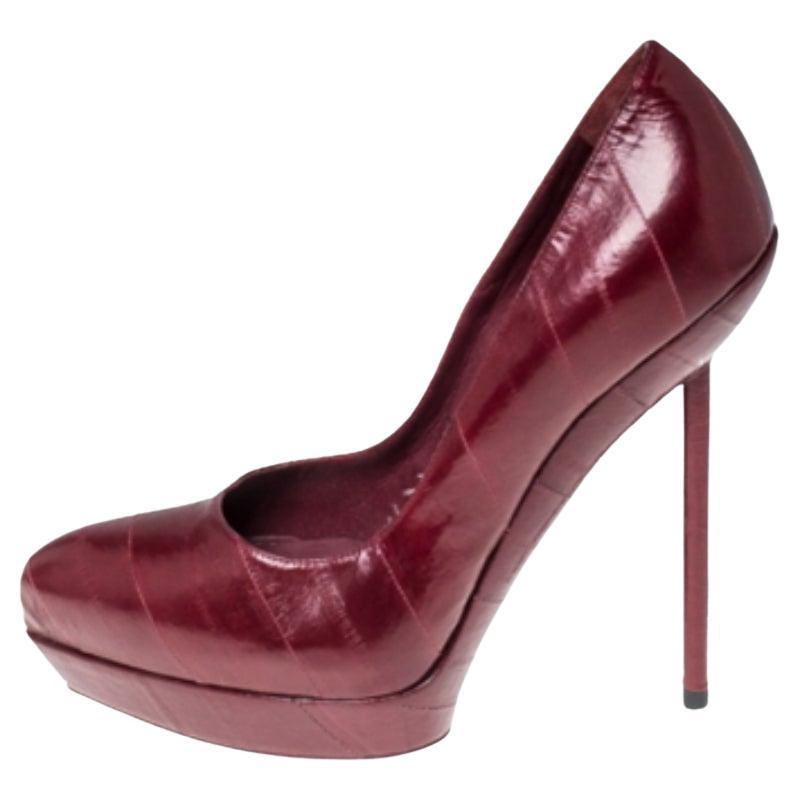 Saint Laurent Paris Divine Escarpins à plateforme en cuir rouge taille 38,5 en vente