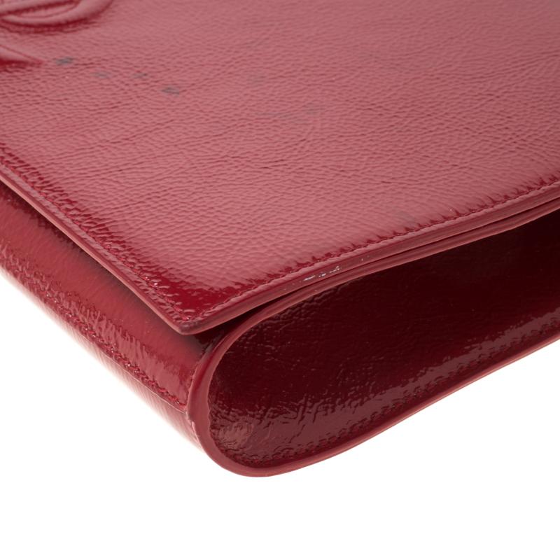 Saint Laurent Paris Red Patent Leather Belle De Jour Flap Clutch 6