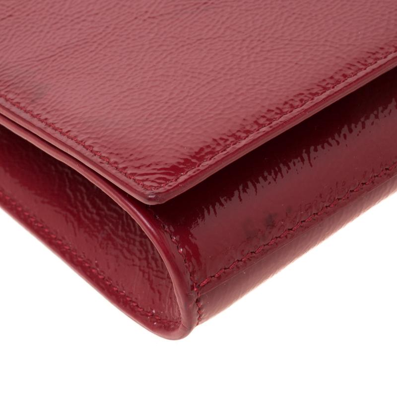 Saint Laurent Paris Red Patent Leather Belle De Jour Flap Clutch 6