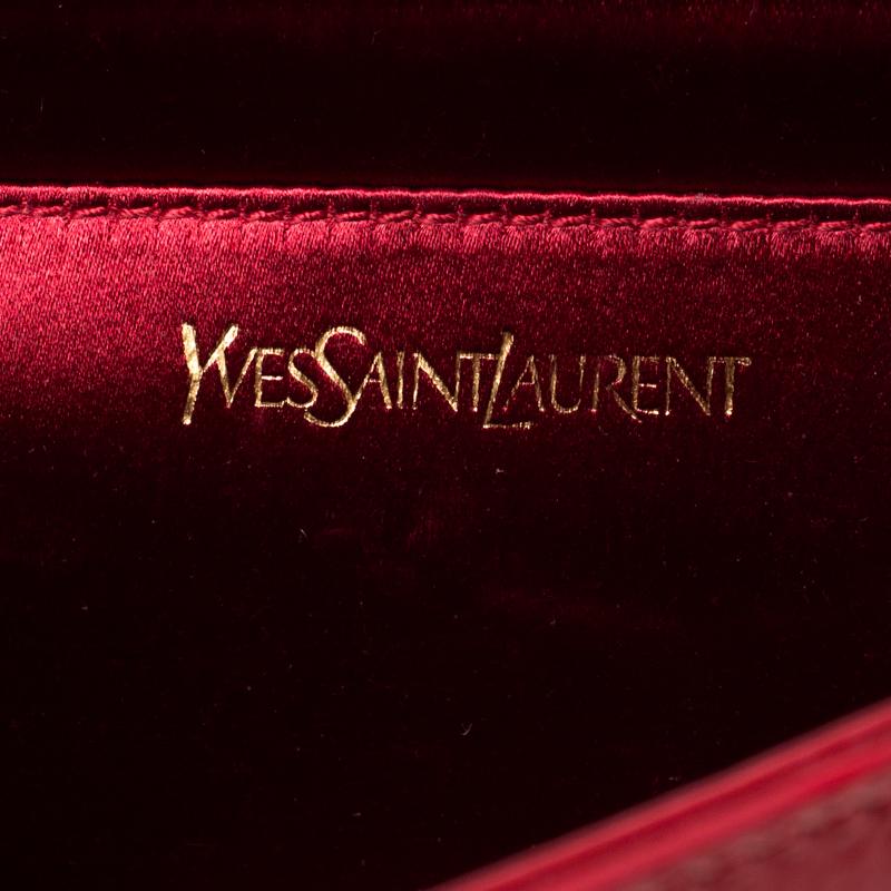 Saint Laurent Paris Red Patent Leather Belle De Jour Flap Clutch 2