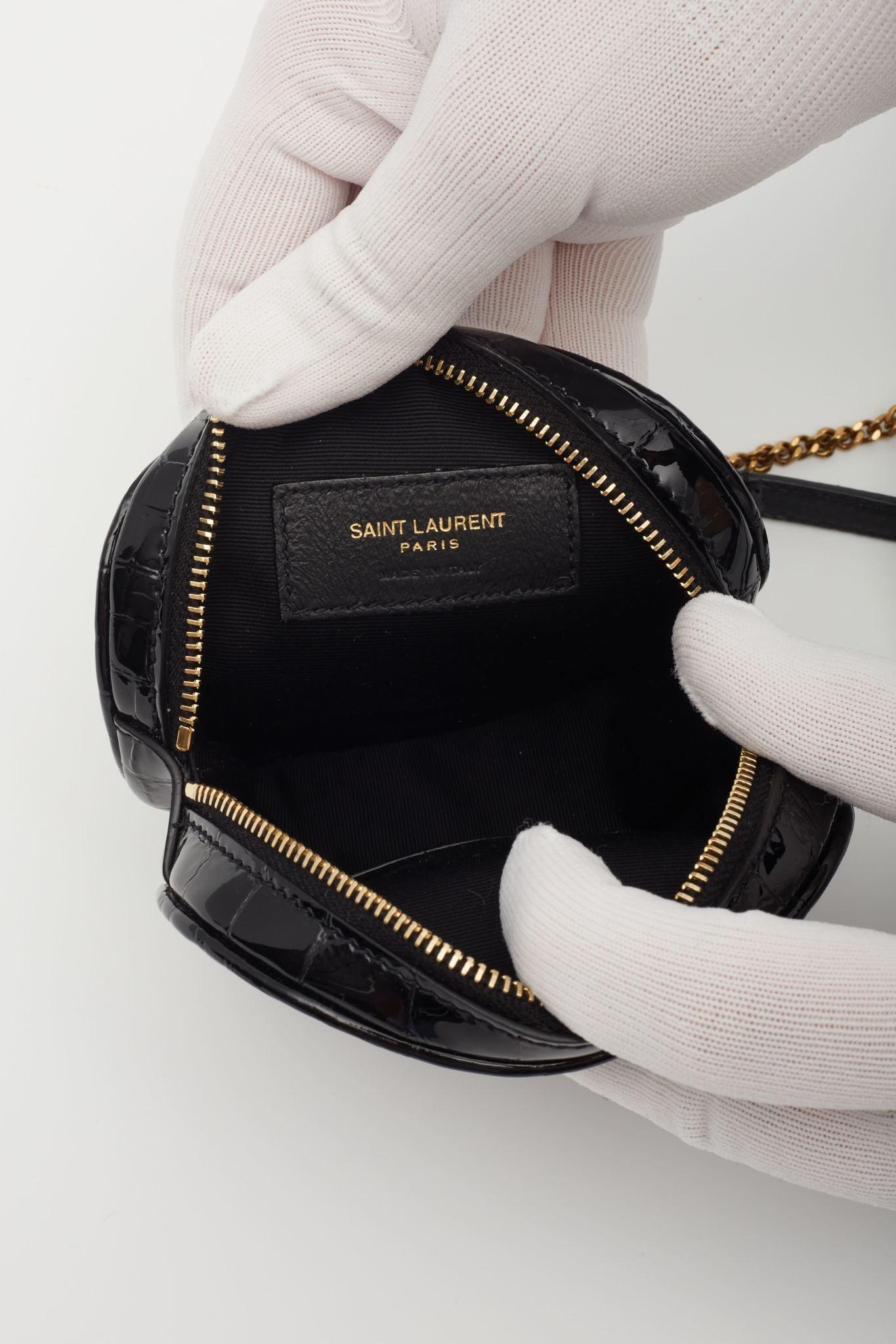 Saint Laurent Schwarze runde Tasche aus Lackleder mit Krokodillederprägung 3