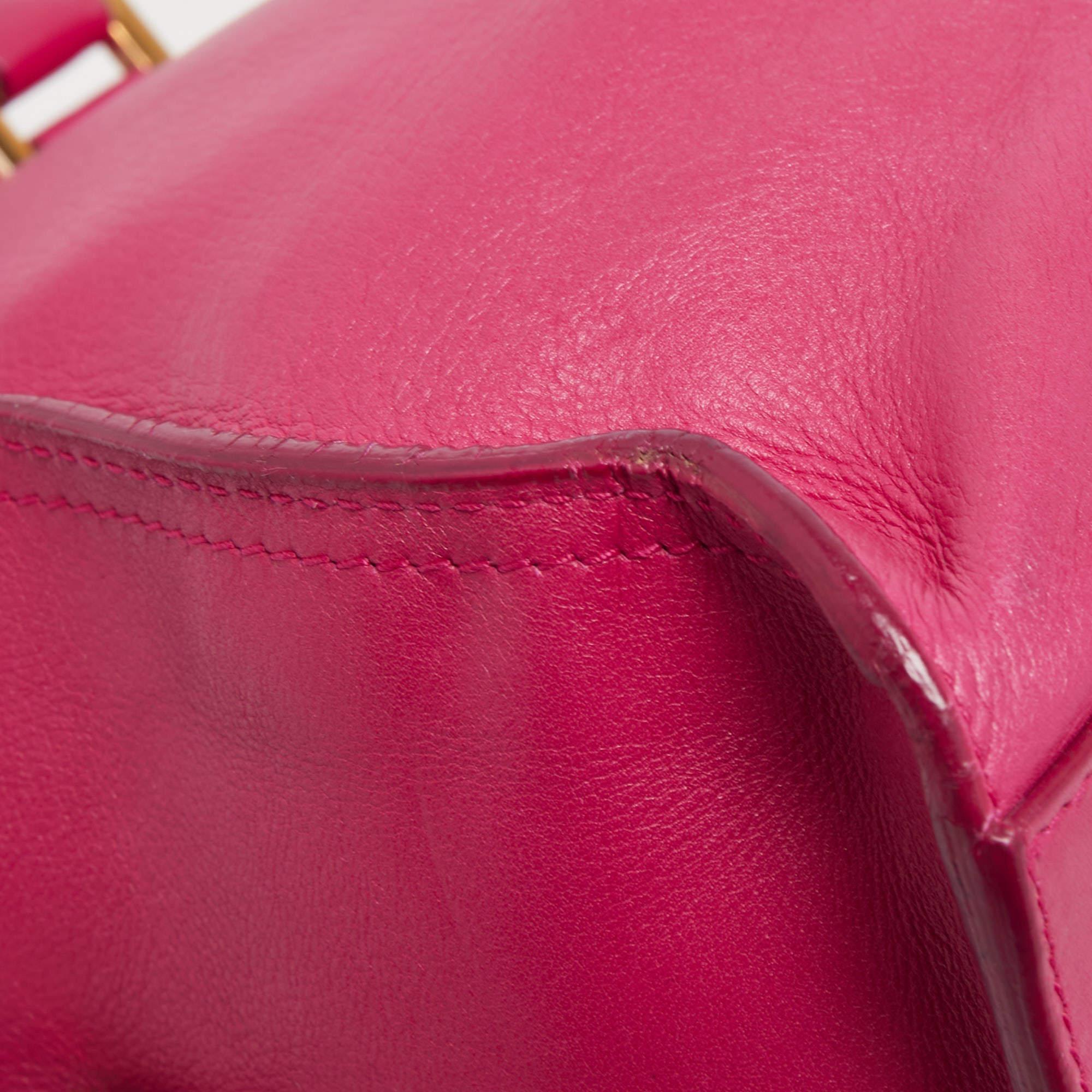 Saint Laurent - Petit sac cabas Chyc en cuir grainé rose en vente 3