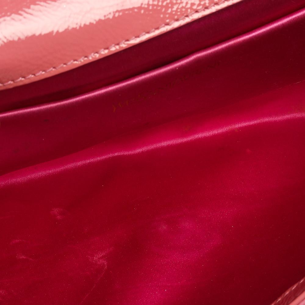 Saint Laurent Pink Patent Leather Belle De Jour Flap Clutch In Fair Condition In Dubai, Al Qouz 2