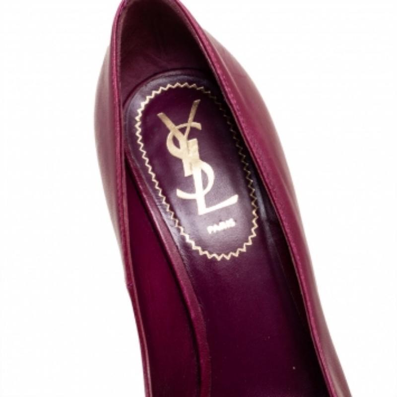 Women's Saint Laurent Plum Leather Tribtoo Pumps Size 35.5 For Sale