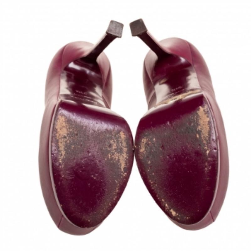 Saint Laurent Plum Leather Tribtoo Pumps Size 35.5 For Sale 3