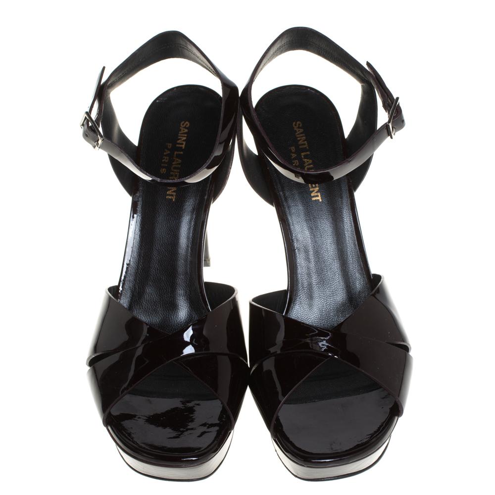 Saint Laurent Plum Patent Leather Bianca Platform Sandals Size 40.5 In Good Condition In Dubai, Al Qouz 2