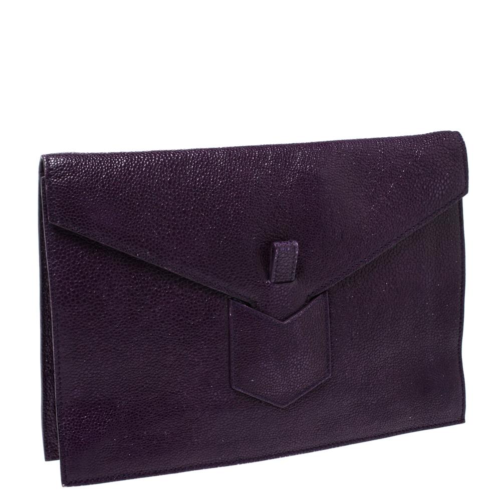 Saint Laurent Purple Leather Y Envelope Clutch In Good Condition In Dubai, Al Qouz 2