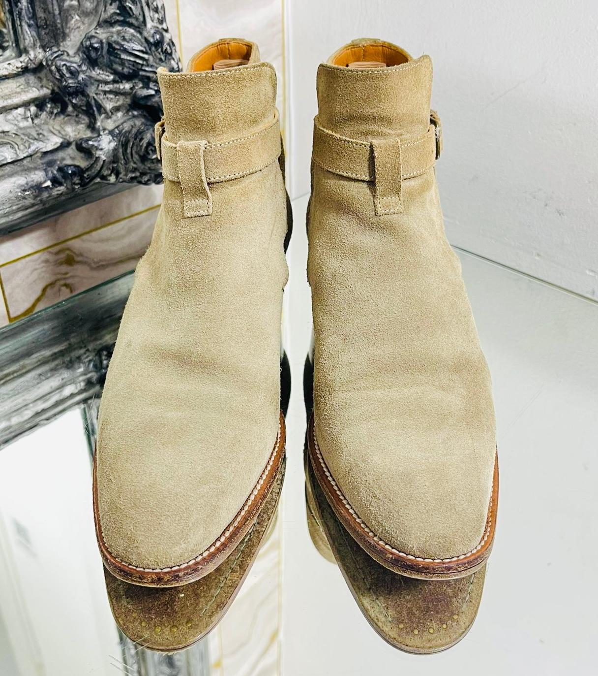 Saint Laurent Ratched Suede Ankle Boots

Beige boots designed with buckled strap detailing.

Featuring almond toe, stacked heel and leather lining. Rrp £945

Size – 35

Condition – Very Good

Composition – Calf Suede 

Comes with – Shoes Only 