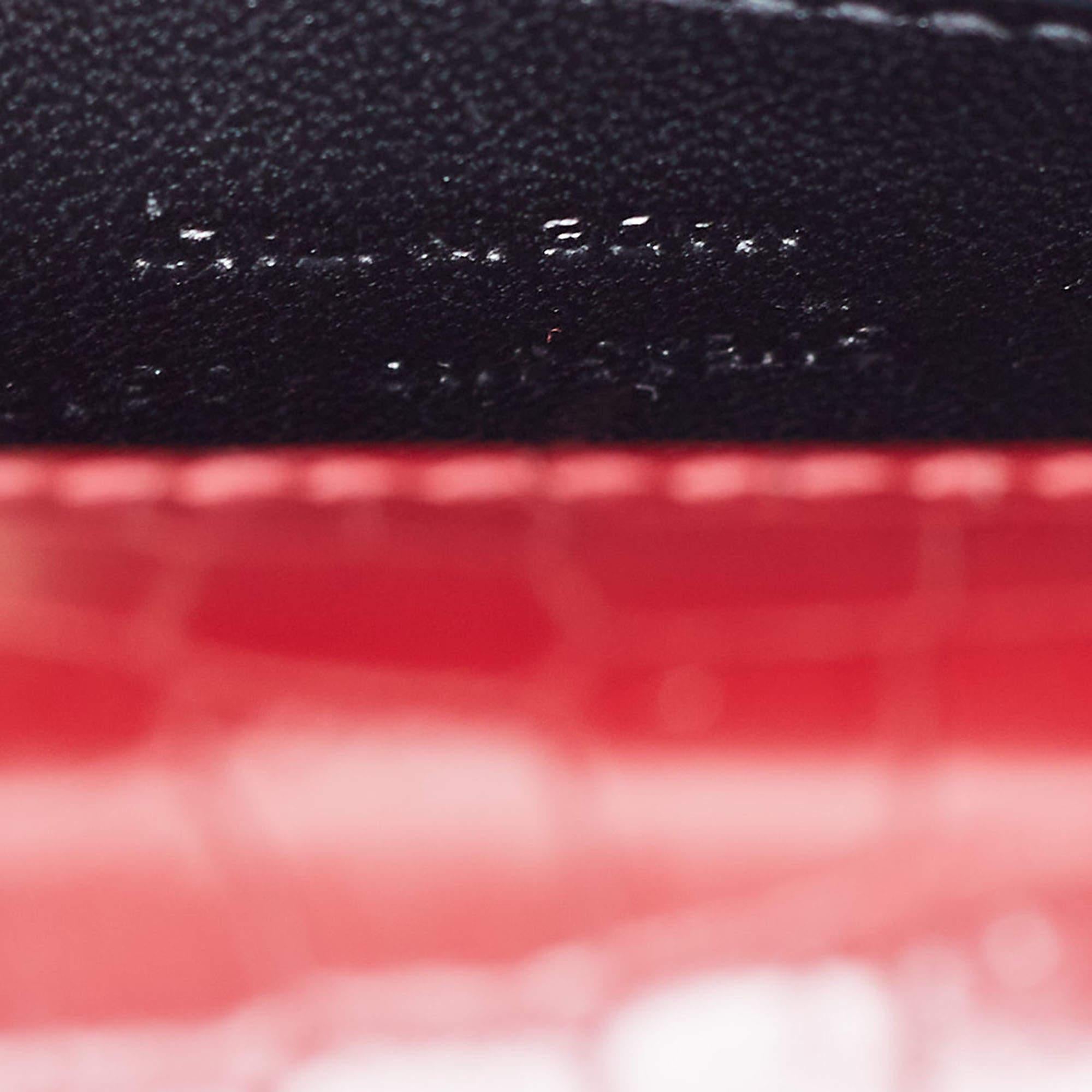 Saint Laurent Red Croc Embossed Leather Medium Kate Tassel Bag For Sale 2