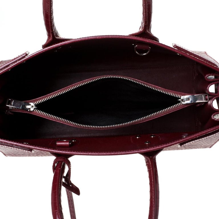 Saint Laurent Red Croc Embossed Leather Small Classic Sac De Jour Tote