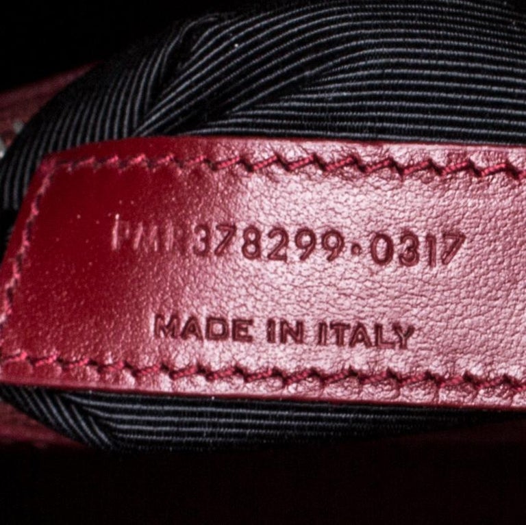 Saint Laurent Red Croc Embossed Leather Small Classic Sac De Jour Tote