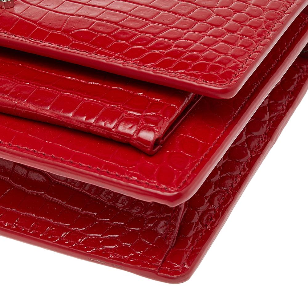 Saint Laurent Red Croc Embossed Leather Small Sunset Shoulder Bag In Good Condition In Dubai, Al Qouz 2