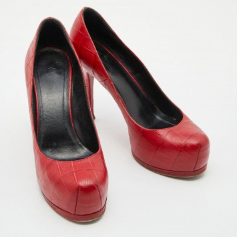 Saint Laurent Rot Krokodilgeprägtes Leder Tribtoo Plateau Pumps Größe 37 im Angebot 1