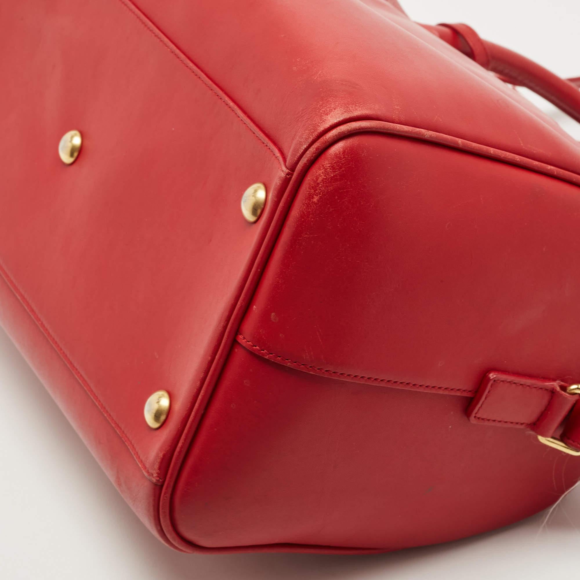 Saint Laurent Red Leather Classic 6 Duffle Bag 1
