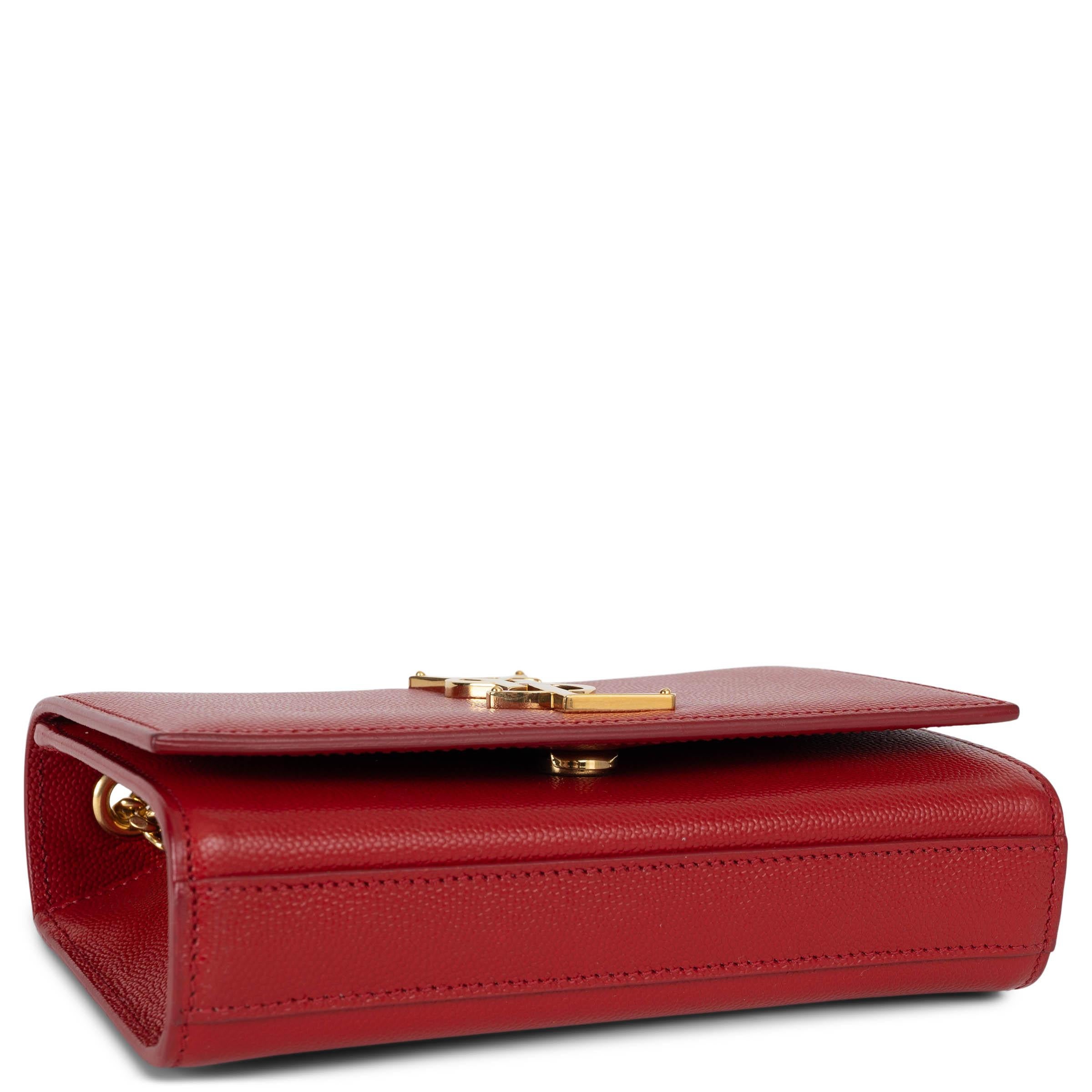 Bolso de hombro KATE SMALL MONOGRAM de piel roja SAINT LAURENT en Excelente estado para la venta en Zürich, CH