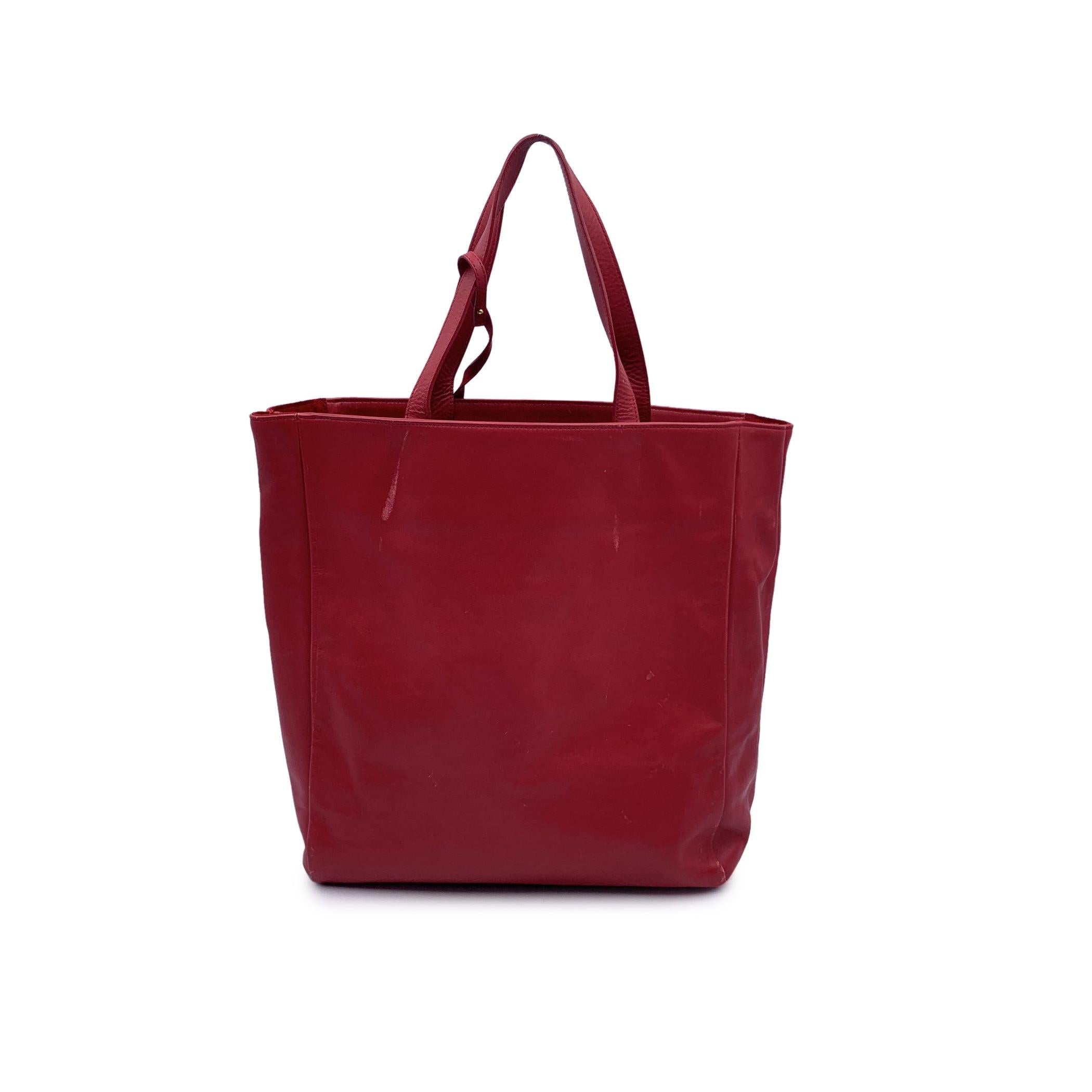 Saint Laurent Red Leather North South Reversible Tote Shopping Bag In Good Condition In Rome, Rome