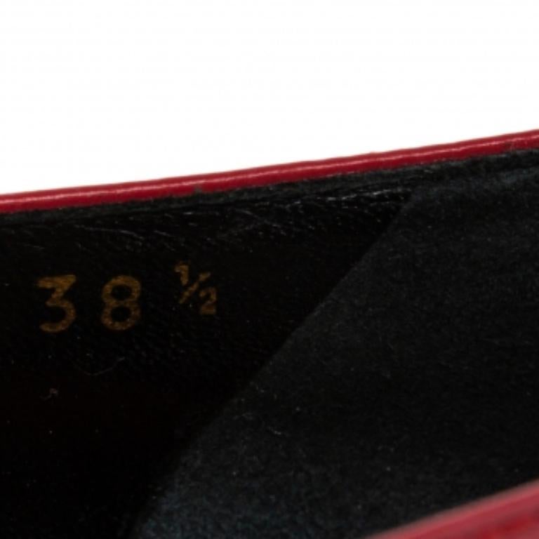 Saint Laurent Red Leather Tribtoo  Pumps Size 38.5 For Sale 4