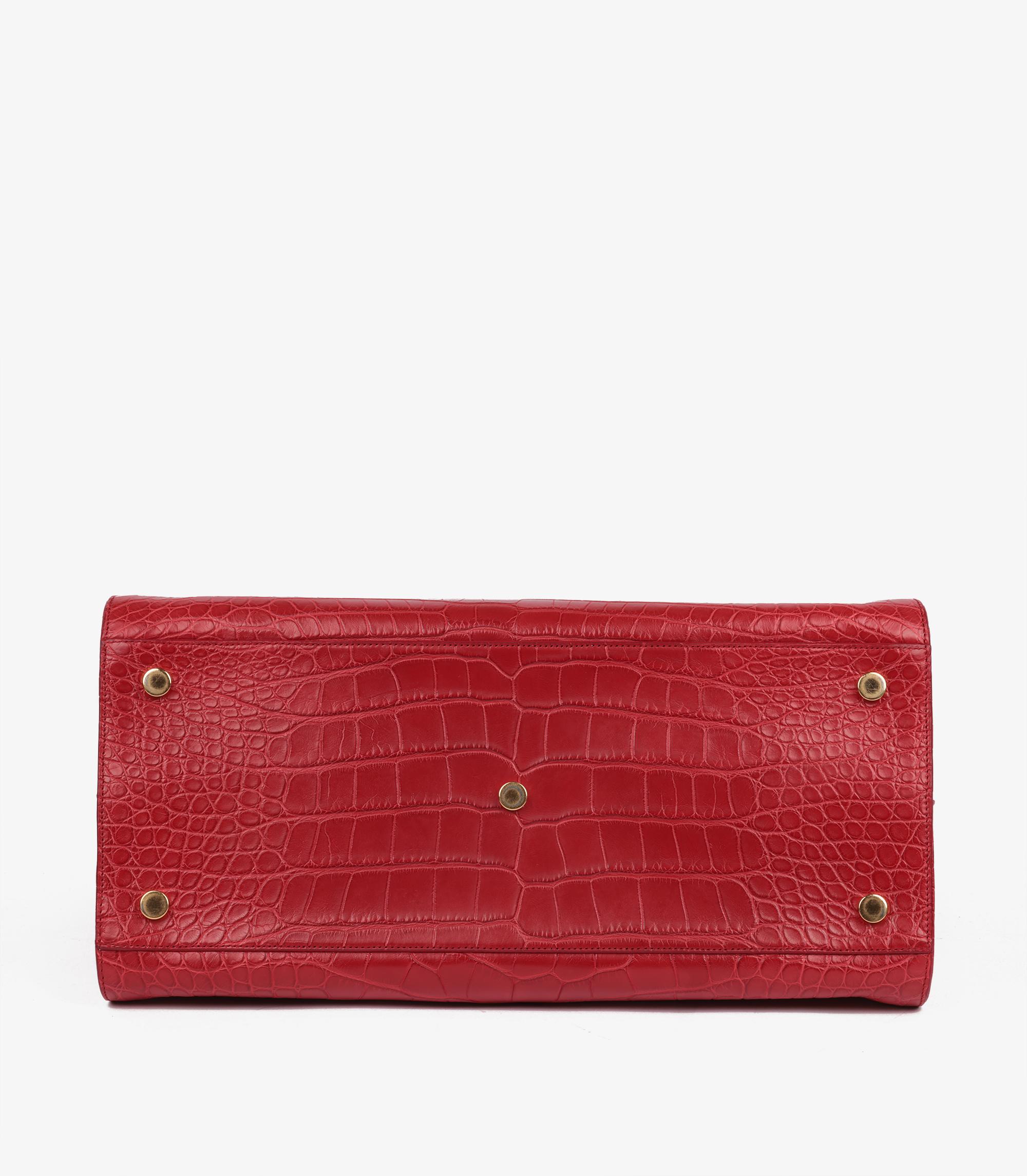 Saint Laurent Red Matte Crocodile Emobssed Calfskin Leather Large Sac De Jour en venta 2
