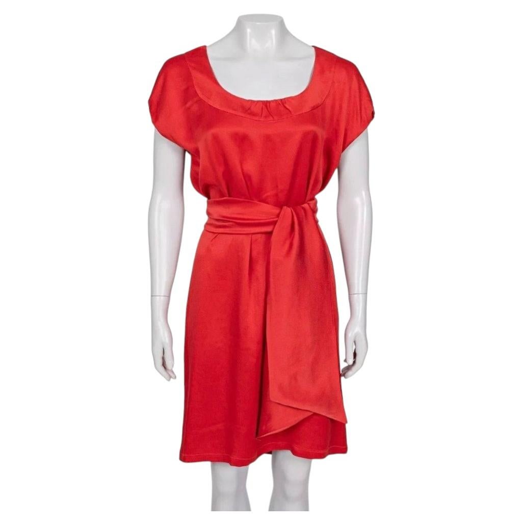 Vestido rojo de seda de Saint Laurent - Talla M en venta