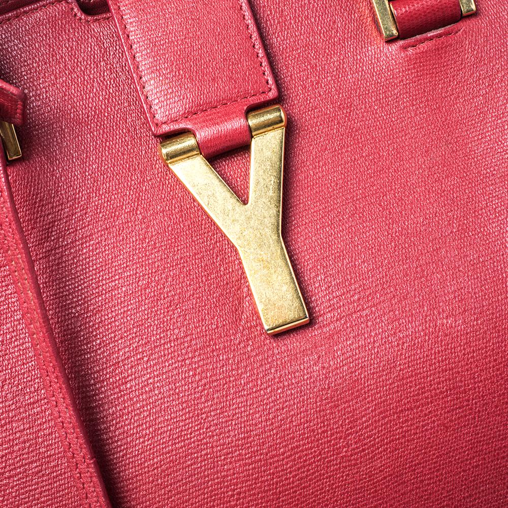 Saint Laurent Red Textured Leather Large Y Cabas Chyc Tote In Good Condition In Dubai, Al Qouz 2