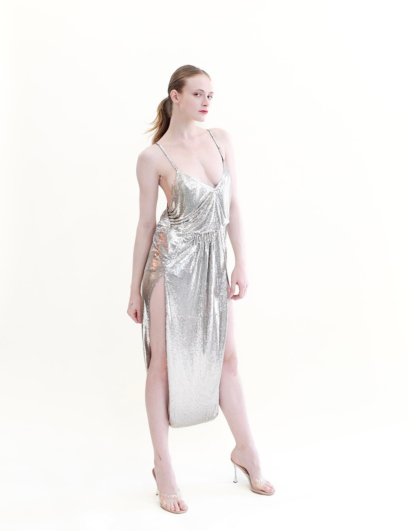 Saint Laurent Tuta in maglia argentata Resort 2020 in vendita 2