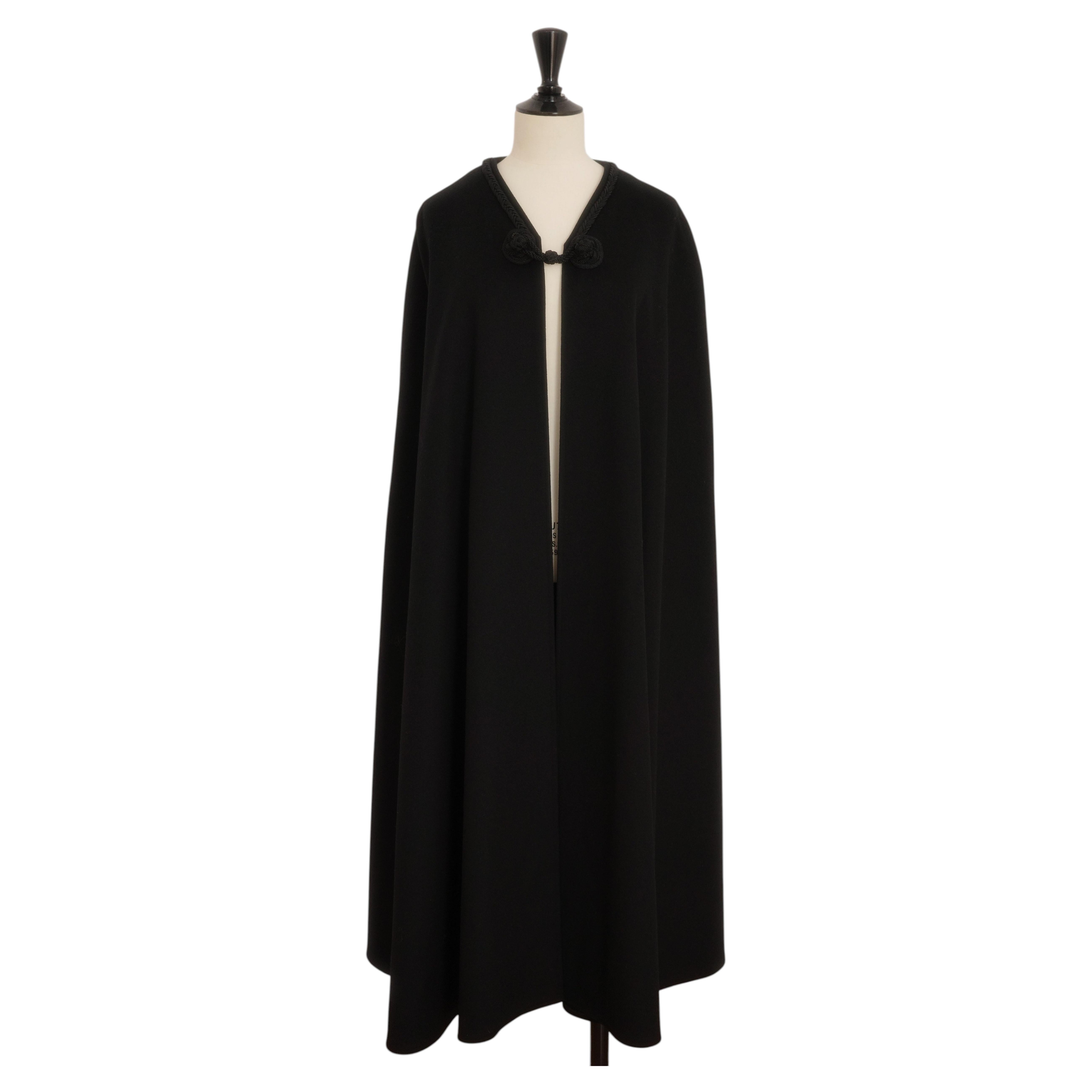 Pre-owned Yves Saint Laurent Rive Gauche 1970s Black Wool Haute Couture Cape