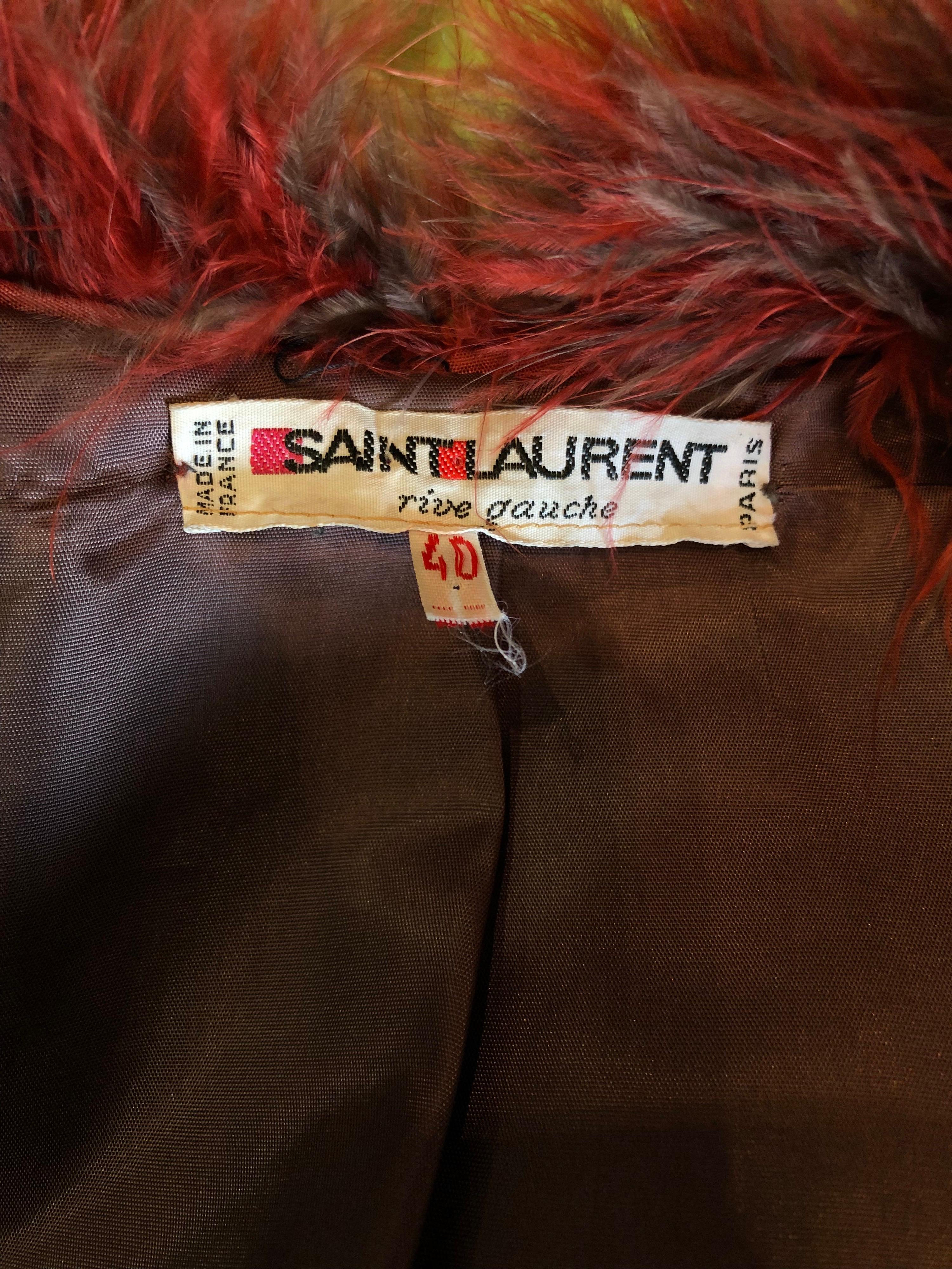 Saint Laurent rive gauche red feathers fur In Good Condition In Carnate, IT