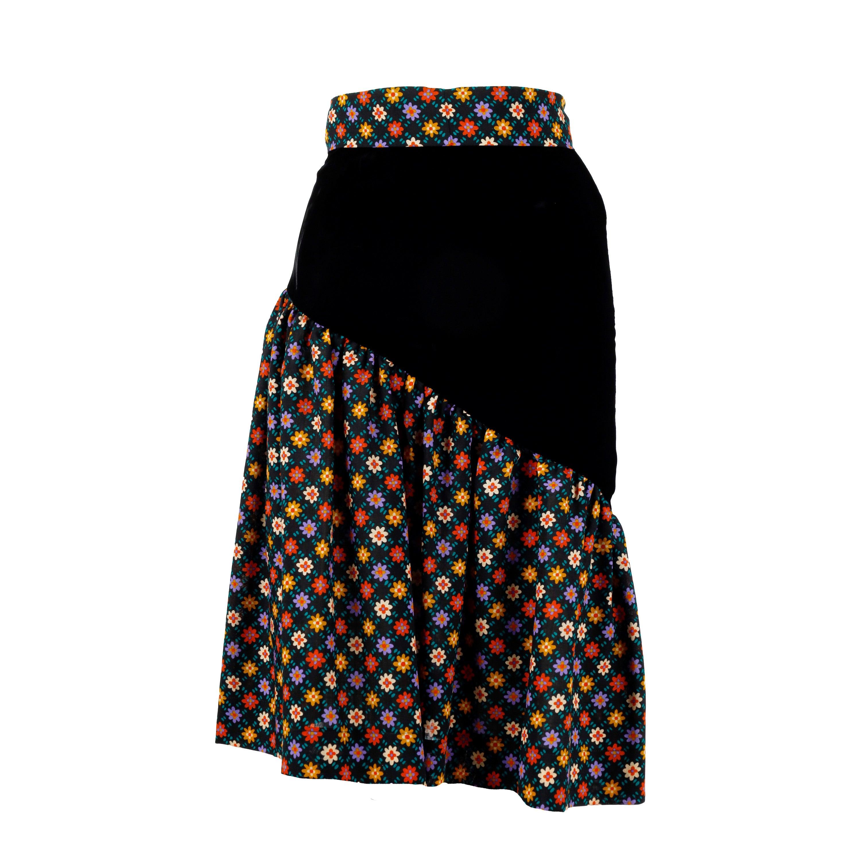 De las mujeres Saint Laurent Rive Gauche Conjunto Vintage Estampado Flores - Años 70 en venta