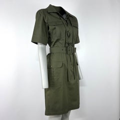 SAINT LAURENT Robe iconique saharienne safari en gabardine de coton kaki