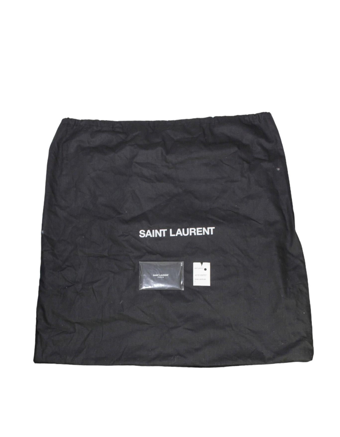Saint Laurent Rouge Legion Calfskin Y Small Loulou Chain Shoulder Bag For Sale 8