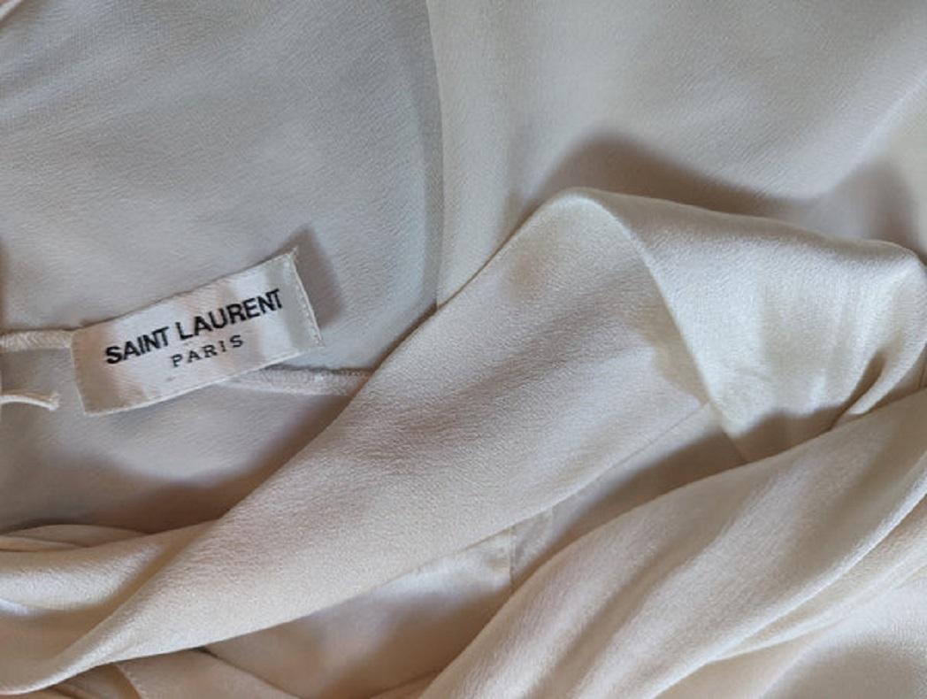 Saint Laurent S/S2016 - Robe asymétrique en soie Hedi Slimane en vente 7