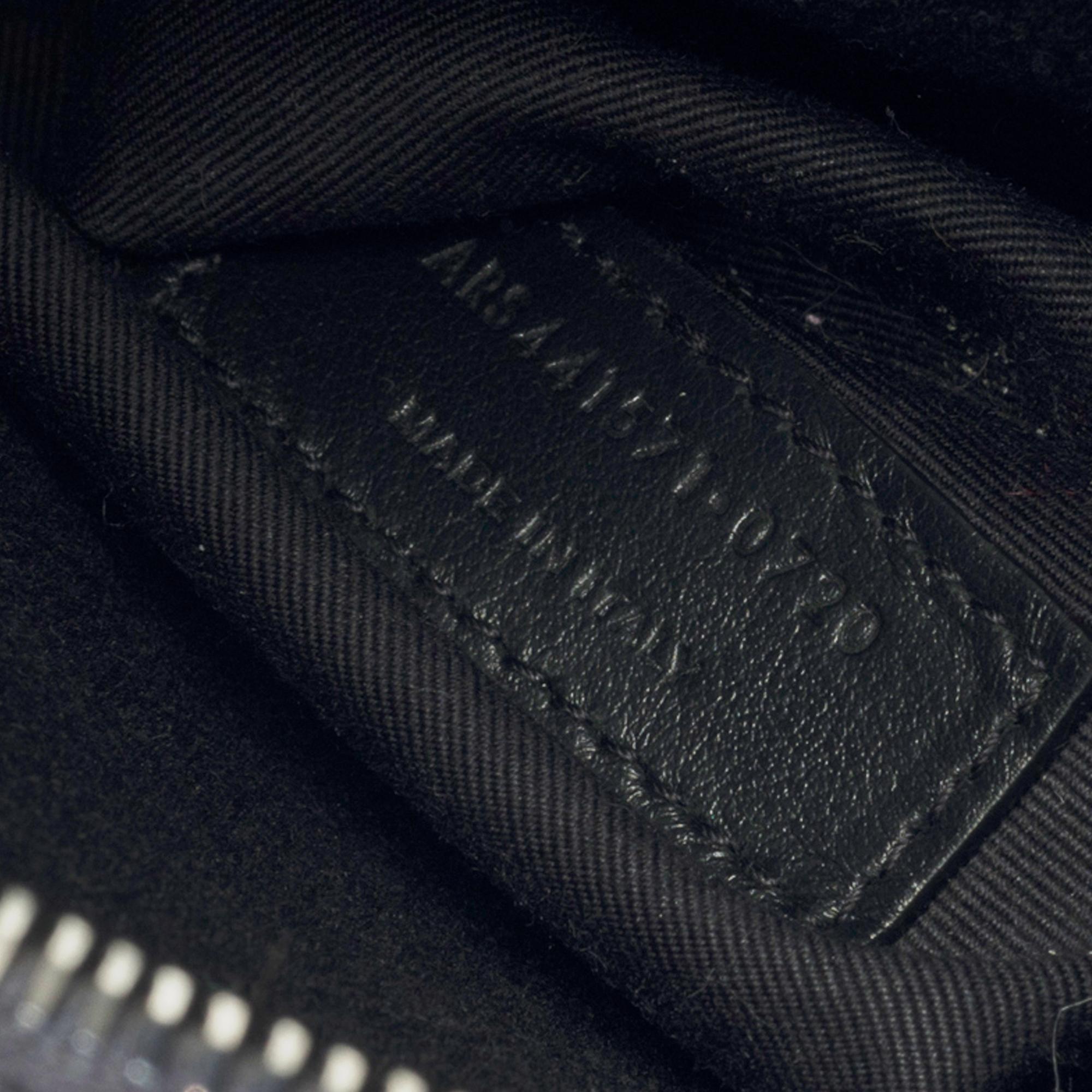 Saint Laurent Sac de Jour Large size handbag strap in black grained leather 3
