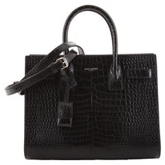 Saint Laurent Sac de Jour NM Sac en cuir embossé crocodile Baby