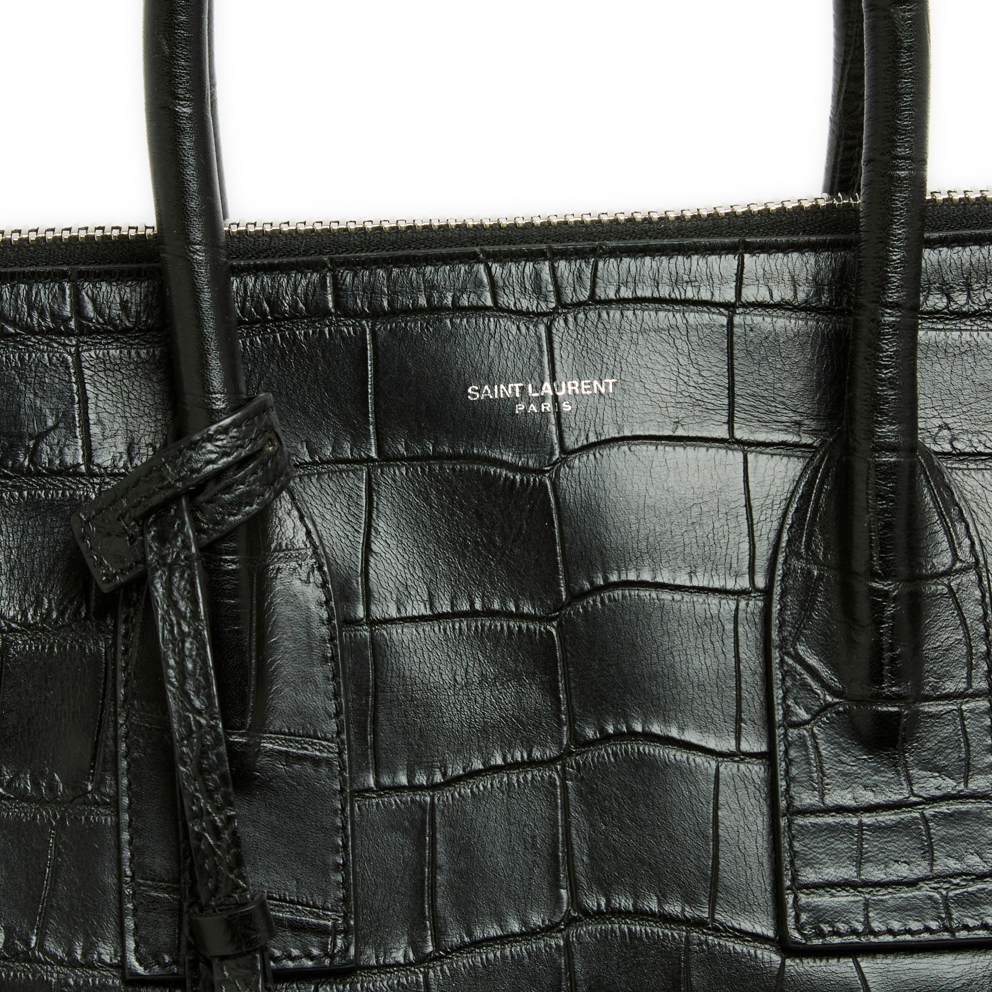 Saint Laurent Sac de Jour North/South Black Crocodile embossed Leather Bag Strap In Excellent Condition For Sale In PARIS, FR