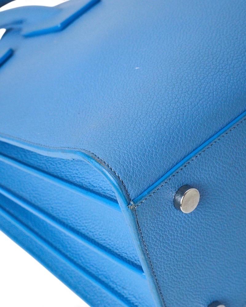 Saint Laurent Sac De Jours Small Granulata Azzurra en vente 6